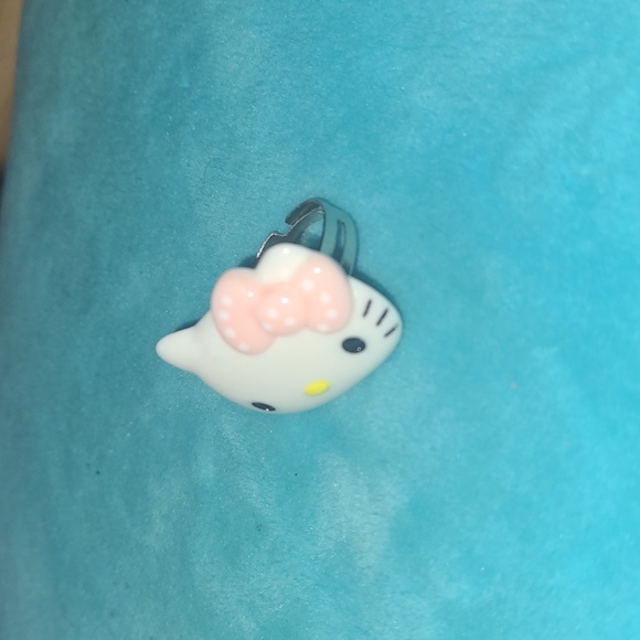 Hello Kitty Adjustable Ring - Picture 6 of 11